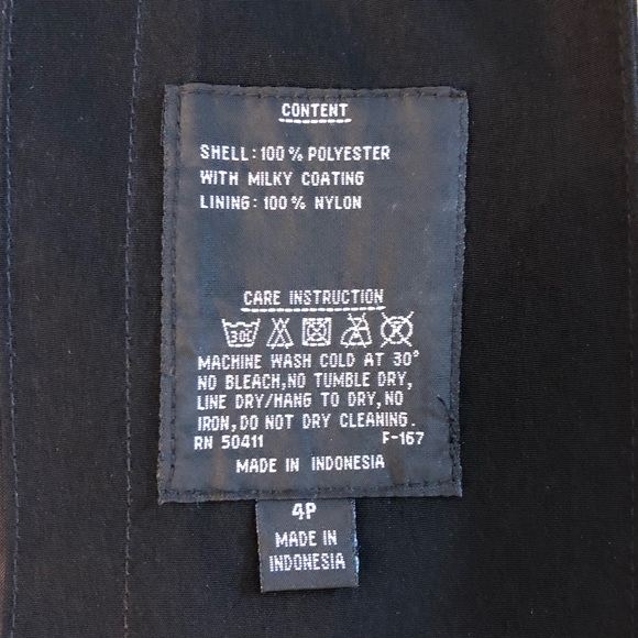 Black Fleet Street Insulated Macintosh - Picture 3 of 6